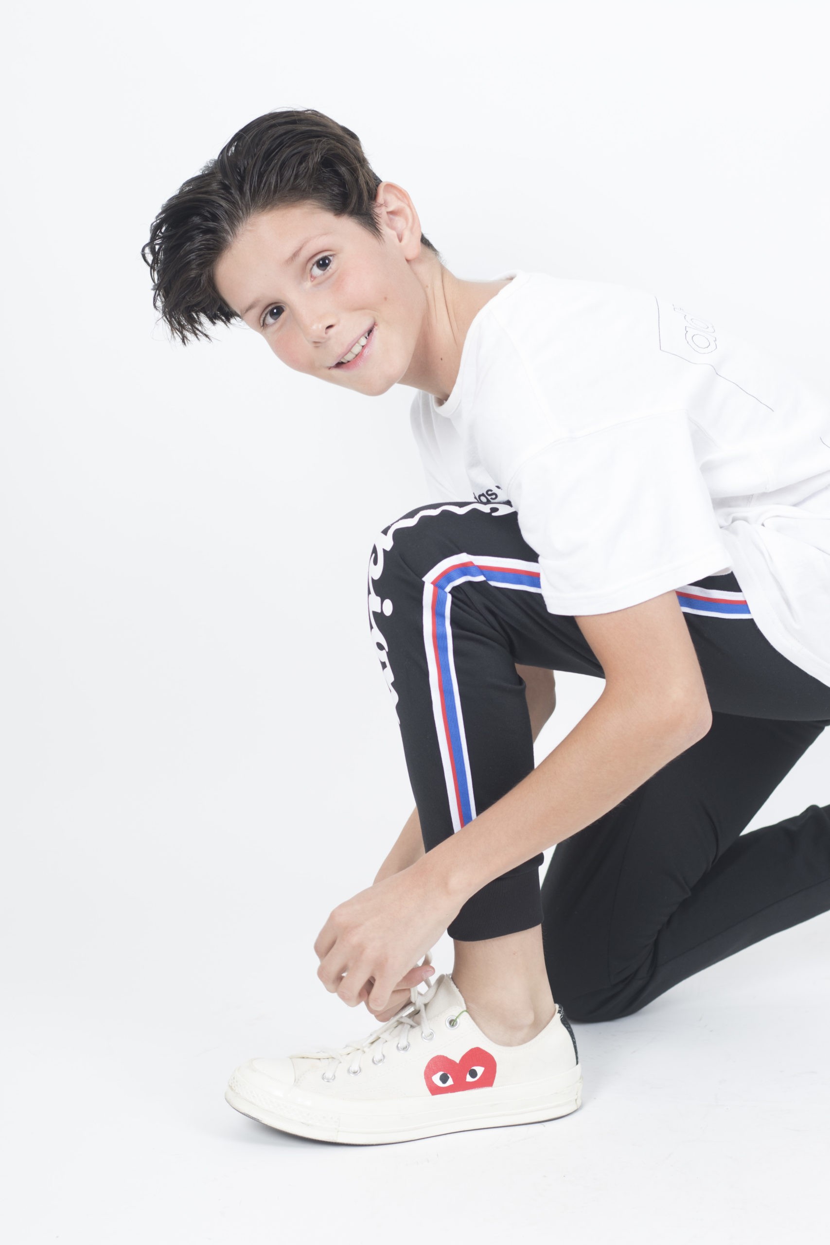 Sesión fotográfica profesional infantil en estudio