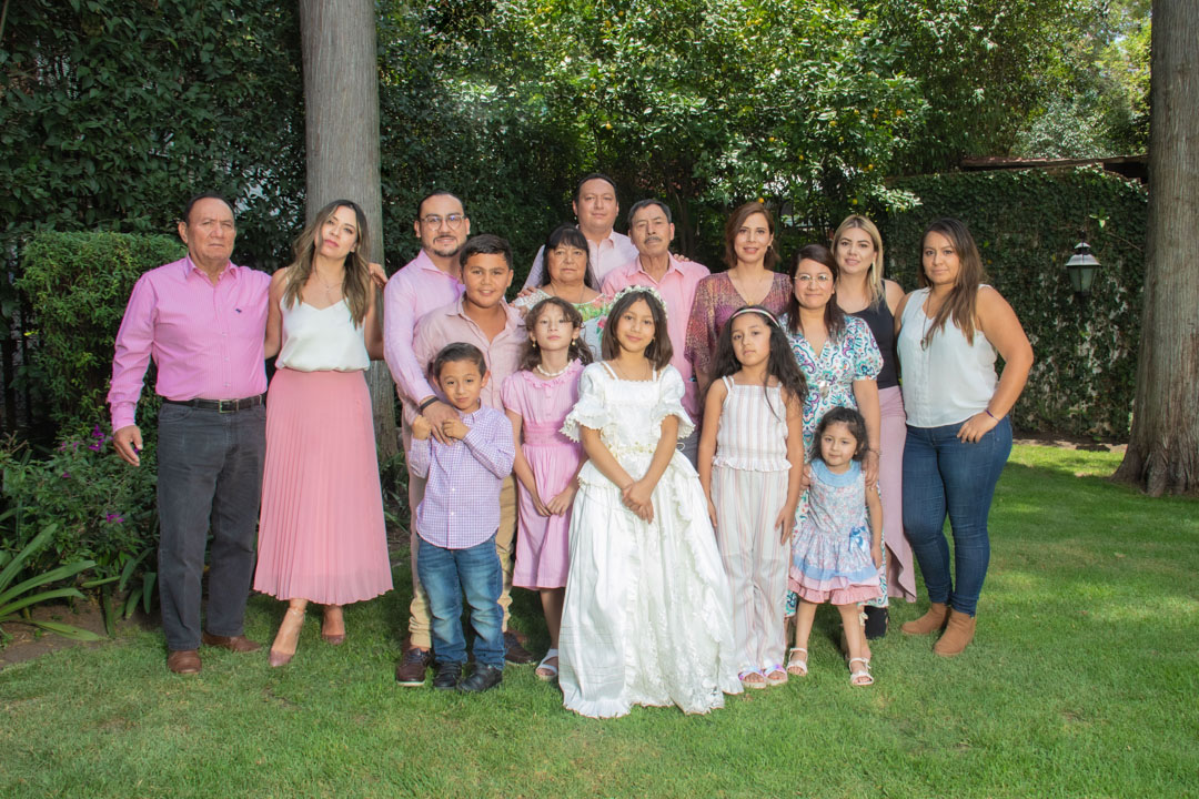 Sesión fotográfica profesional juvenil en estudio