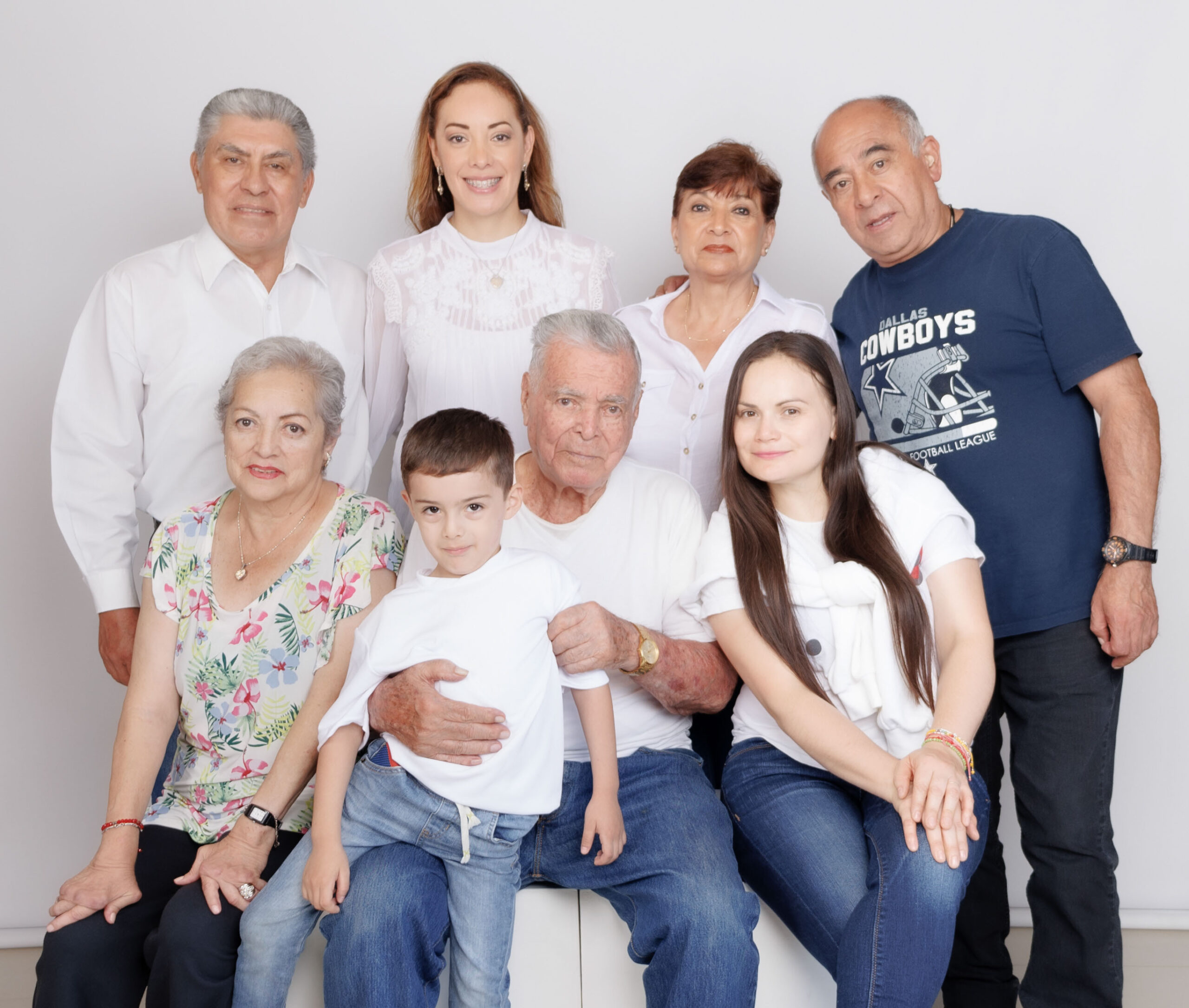 Sesión fotográfica profesional juvenil en estudio