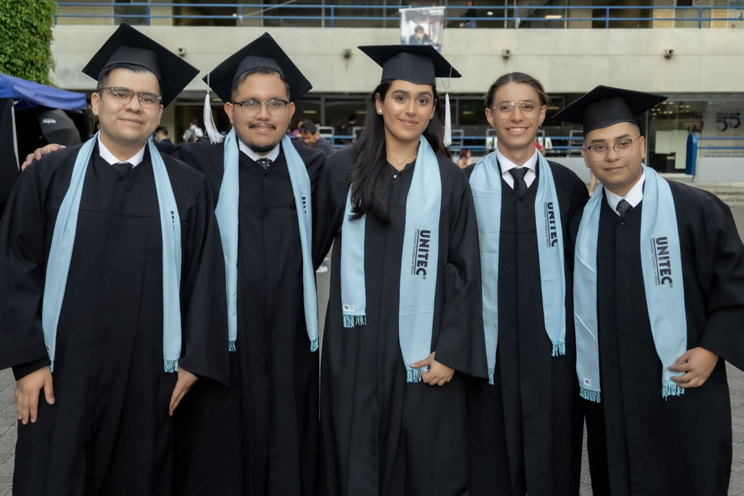 Sesión fotográfica profesional juvenil en estudio