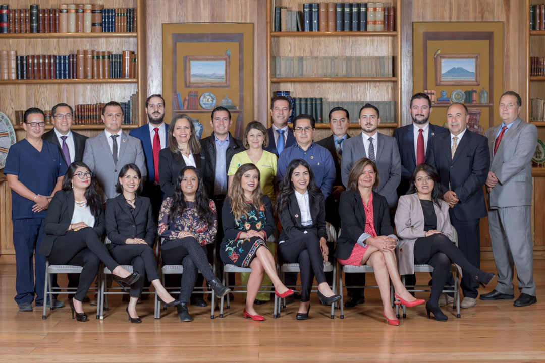 FOTOGRAFOS CDMX FOTOGRAFIA DE RETRATO RETRATO EJECUTIVO PROFESIONISTAS EMPRESARIAL con modelo438 1 Sesión de fotos empresariales familia Sesion de fotos- Fotógrafos CDMX - Coberturas empresariales https://fotografoscdmx.com