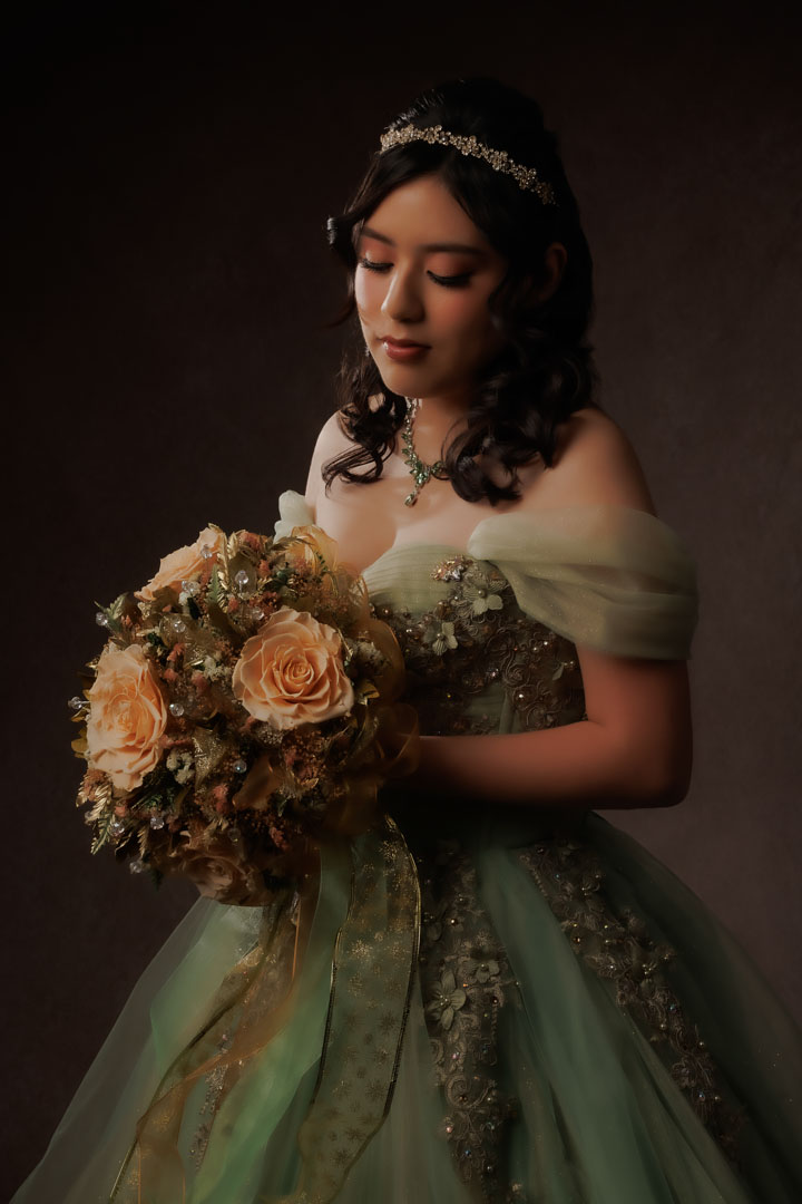 Sesión fotográfica profesional juvenil en estudio