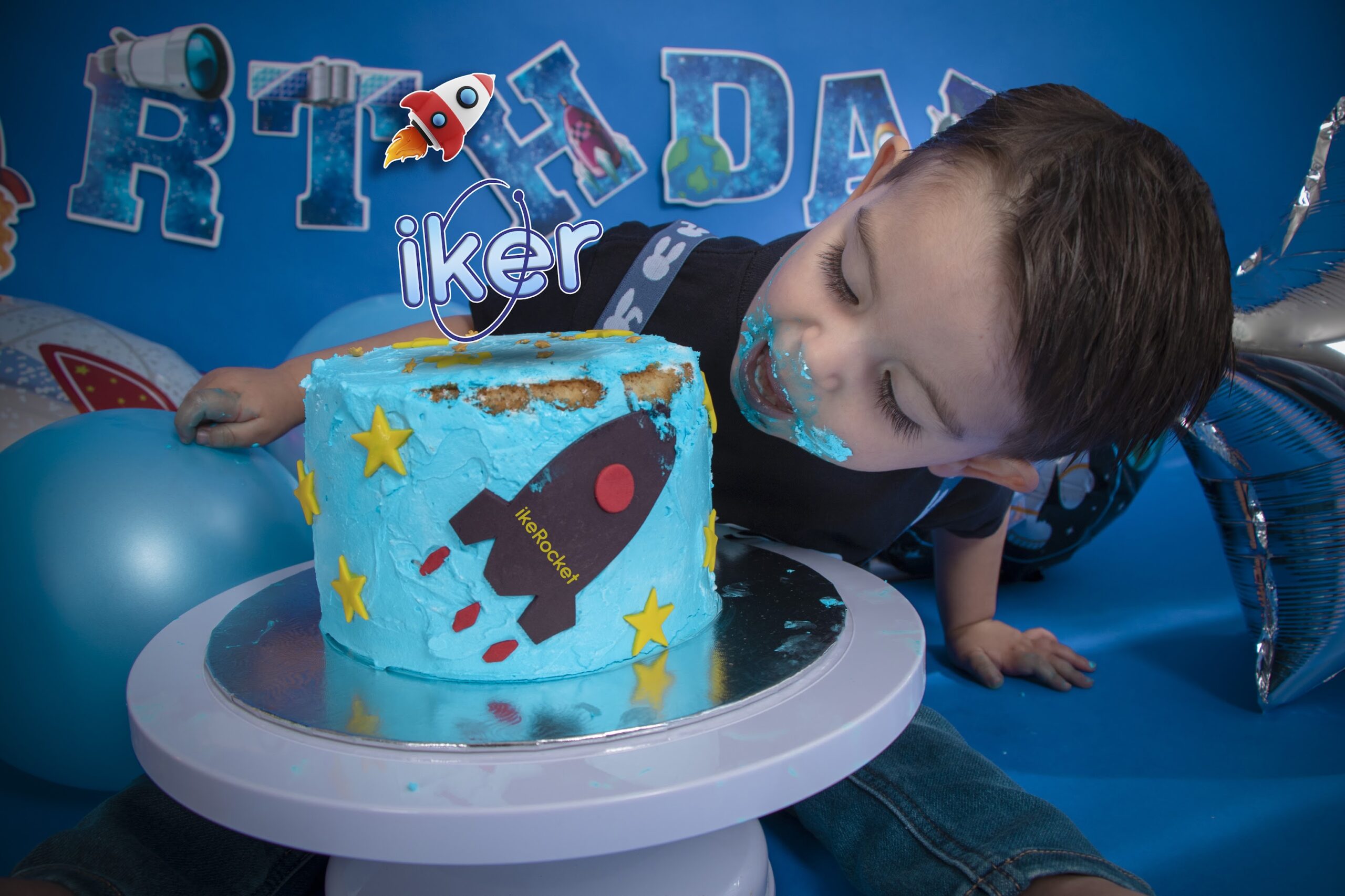 Sesión fotográfica profesional juvenil en estudio