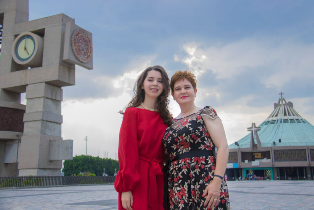 WhatsApp Image 2021 01 26 at 5.32.18 PM 2 Sesión de fotos empresariales familia Sesion de fotos- Fotógrafos CDMX - Coberturas empresariales https://fotografoscdmx.com